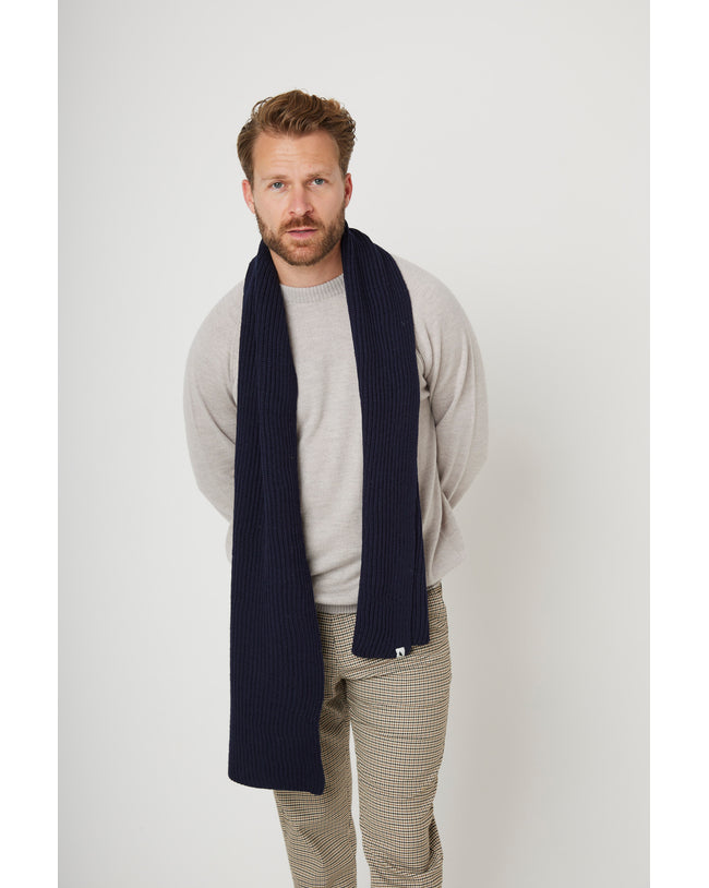Image of model wearing Porter Ribbed Scarf. One Size