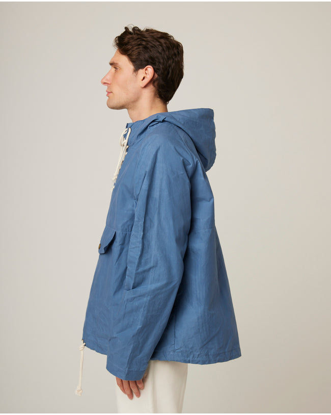 Image of model wearing Hastings Hybrid Cagoule.