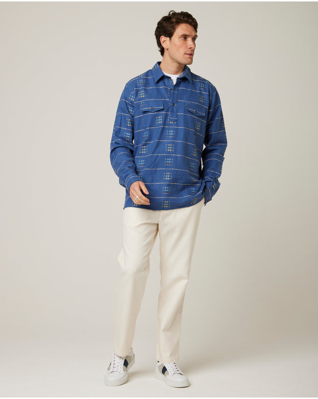 Image of model wearing Smock Shirt.