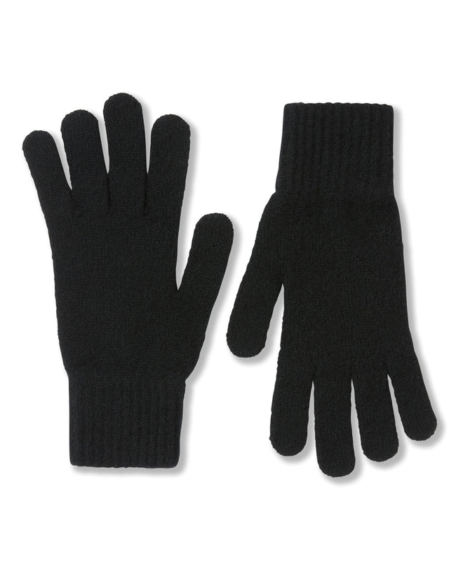 Image of model wearing Lundy Gloves.