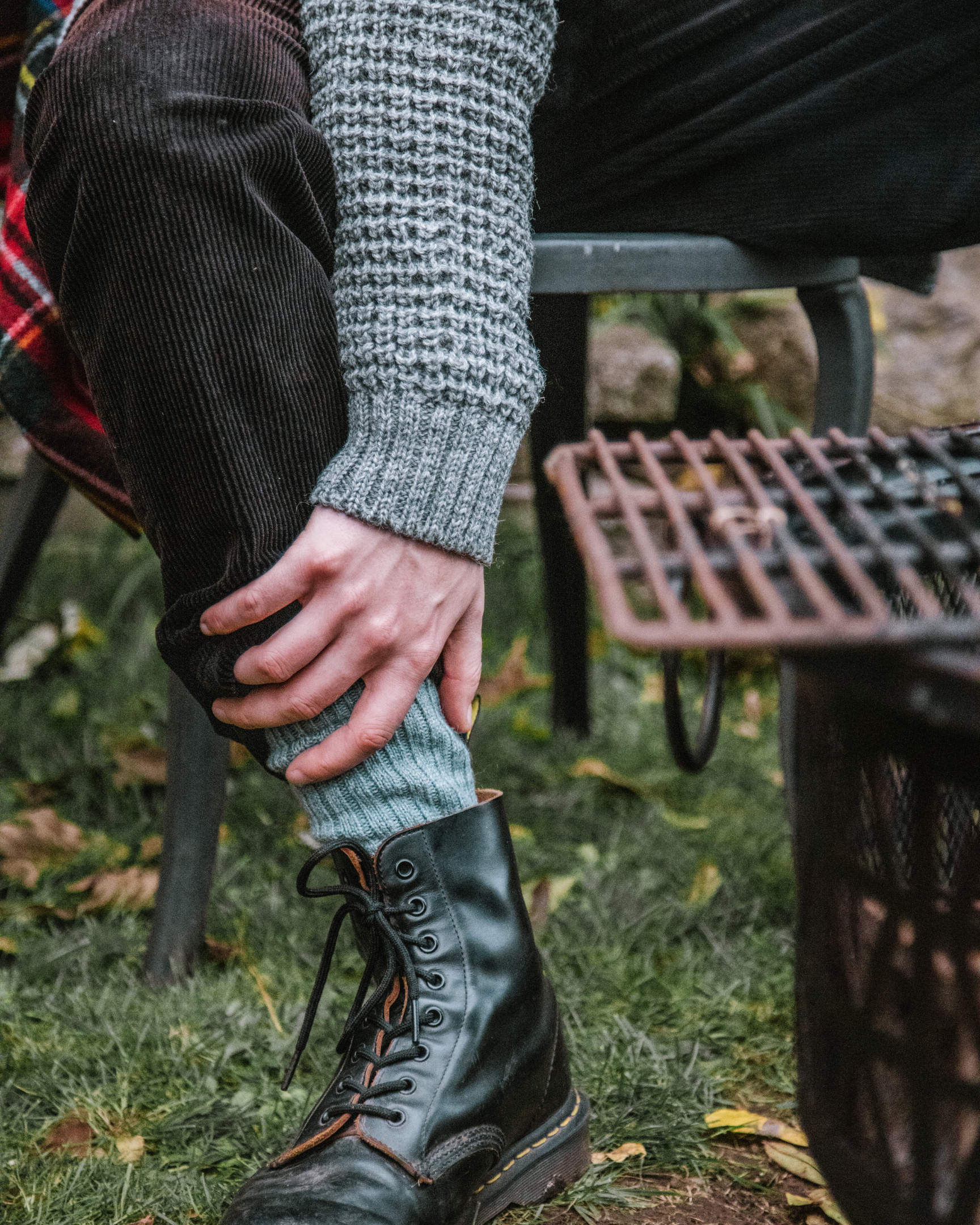 Image of model wearing Boot Socks. Small - UK4-7/ Large - UK 8-12