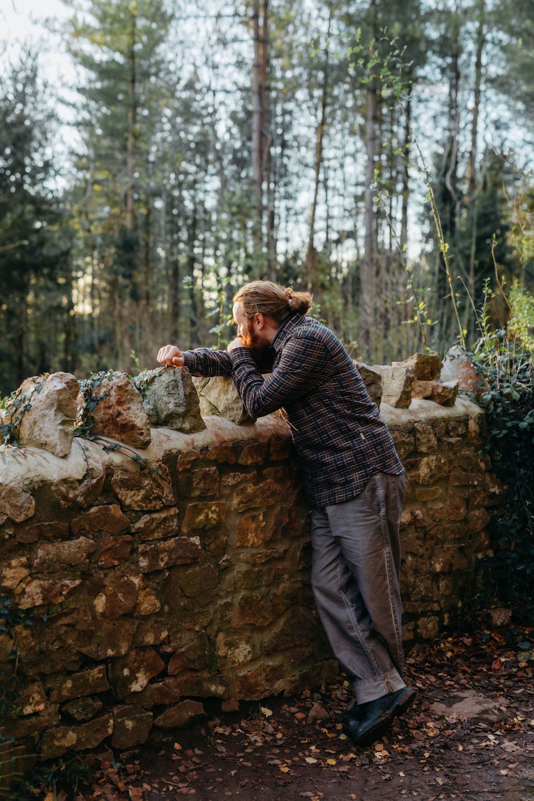 Image of model wearing Farley Shirt. Model is 6ft1in, chest size 38in and wearing size Large